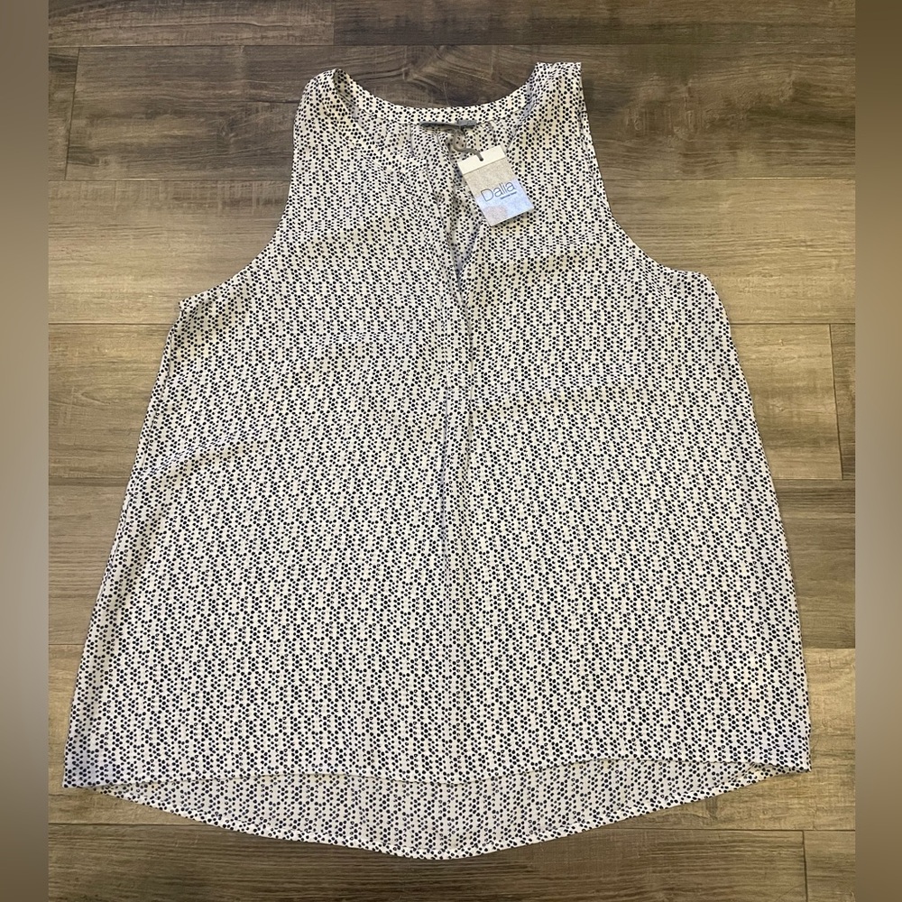 Dalia Polka Dot Sleeveless Blouse Shell - Size Large - Navy/White NWT